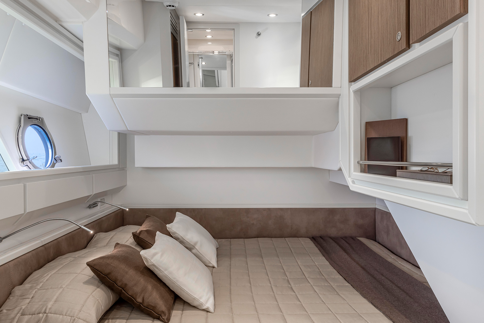 4.3 VIP cabin 2.jpg