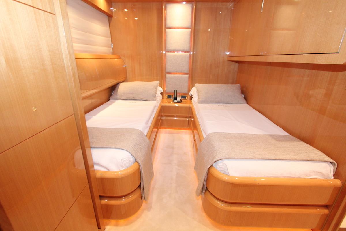 4.4 Additional Twin cabin.jpg
