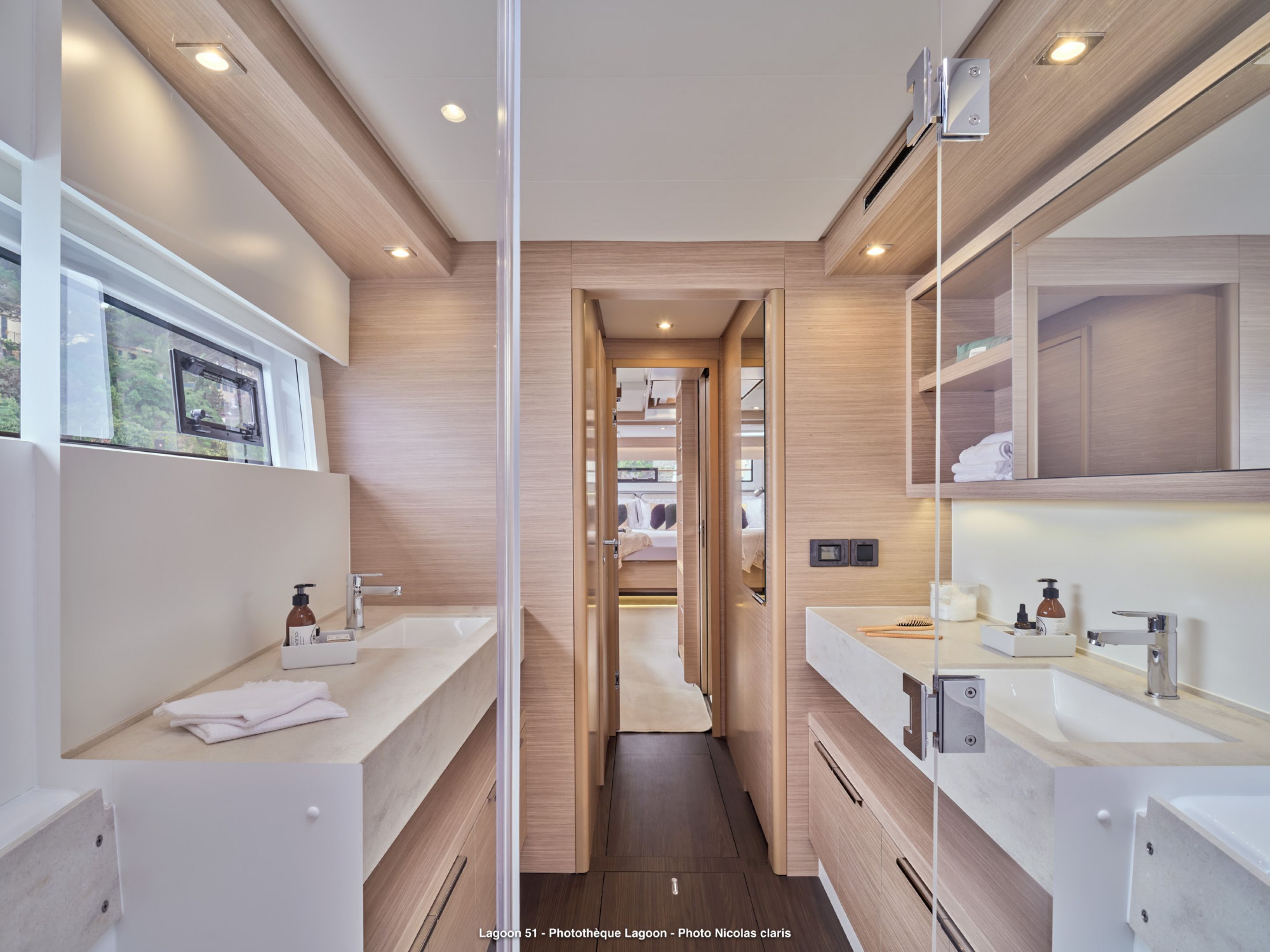 4.5 Luxury bathroom.jpg