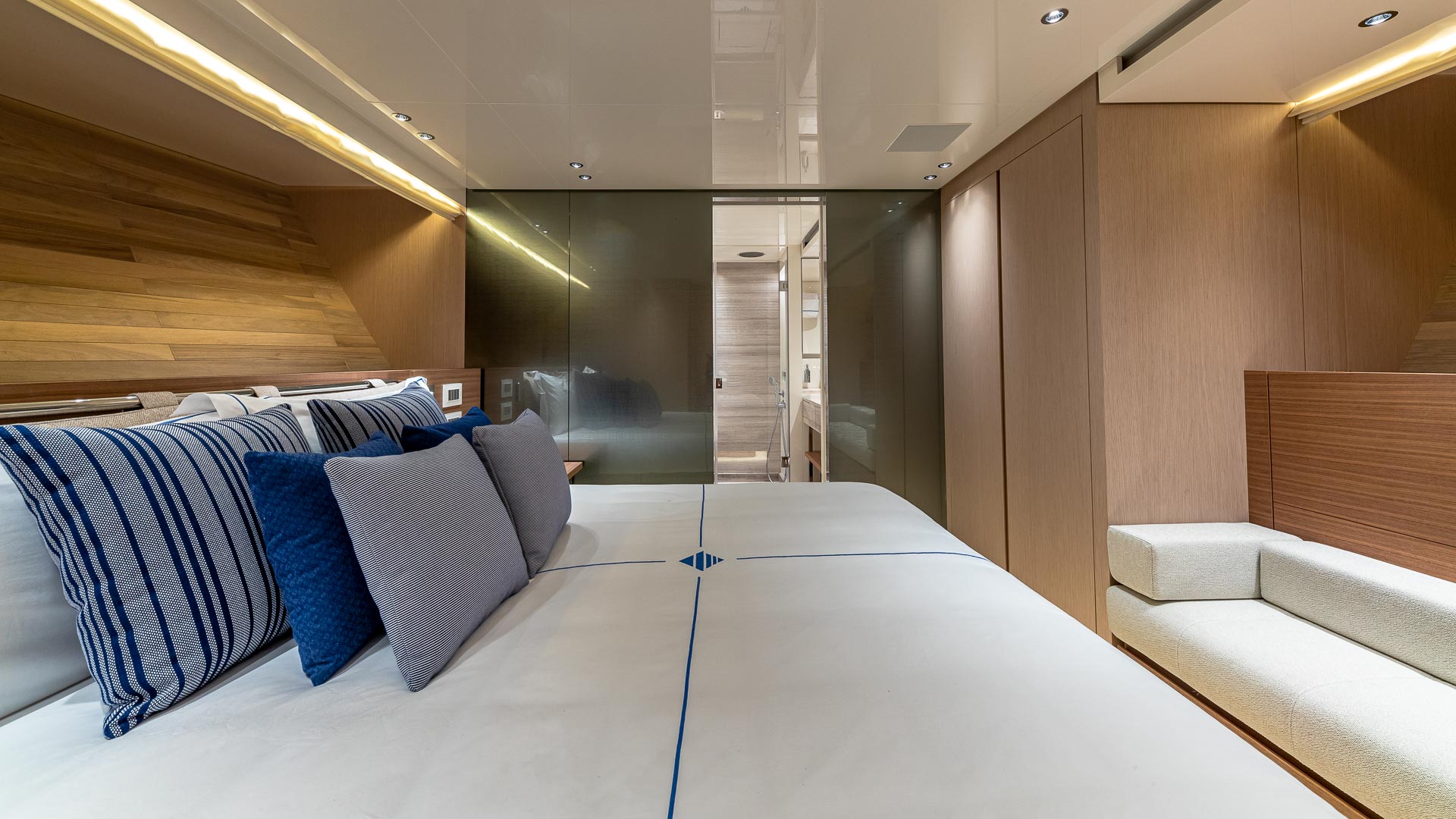 4.7 VIP Suite.jpg