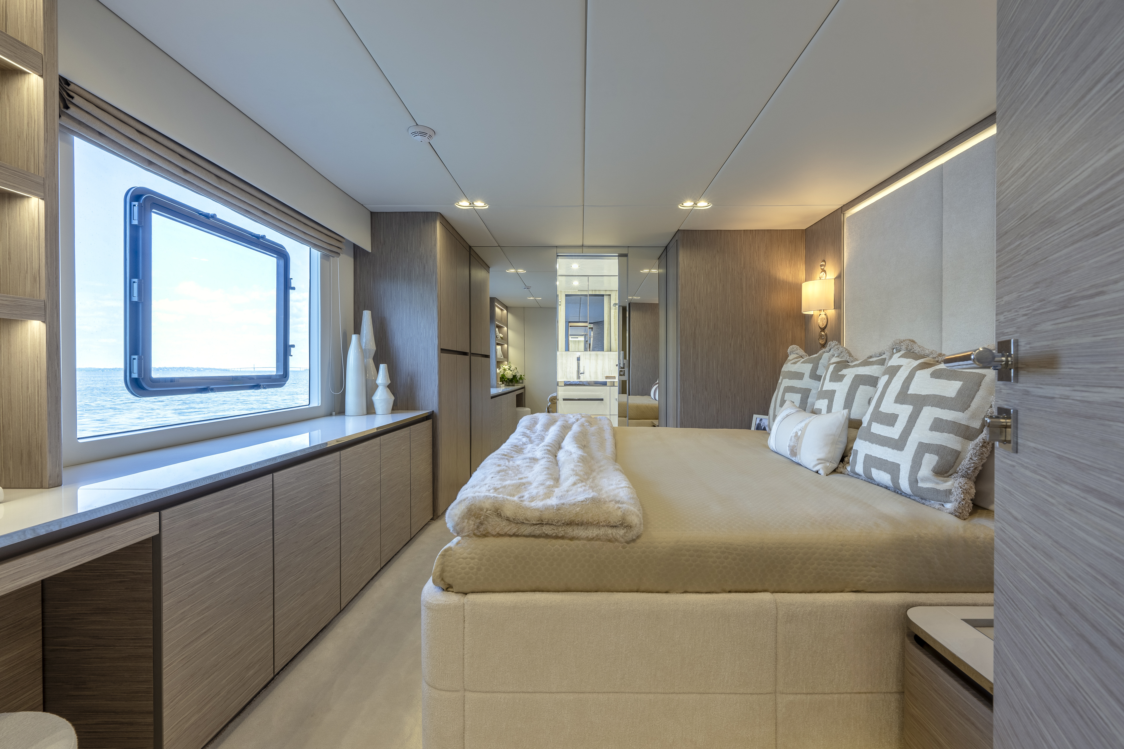 400 Master suite 1.jpg