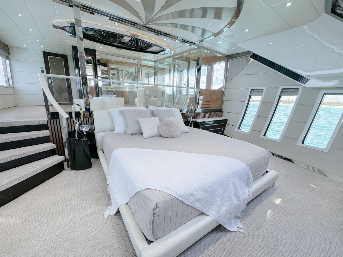 400 Split level master suite.jpg