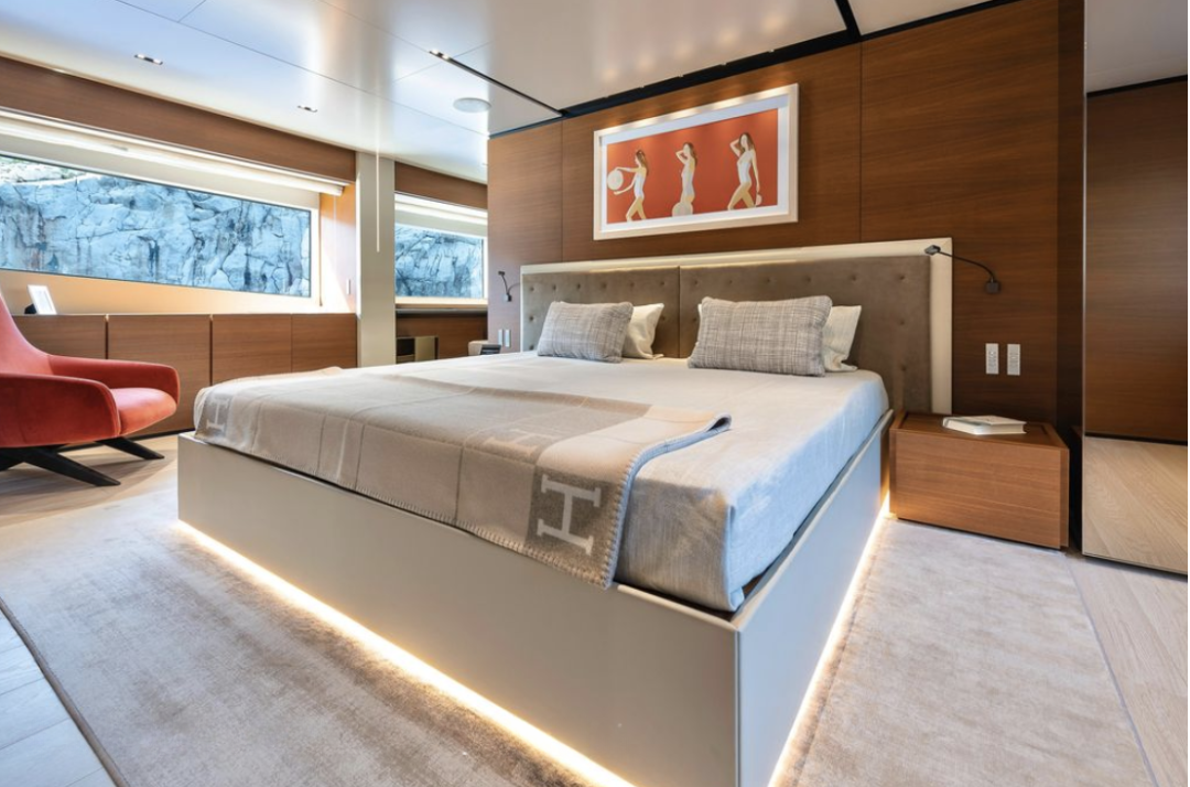 401 Master stateroom.png