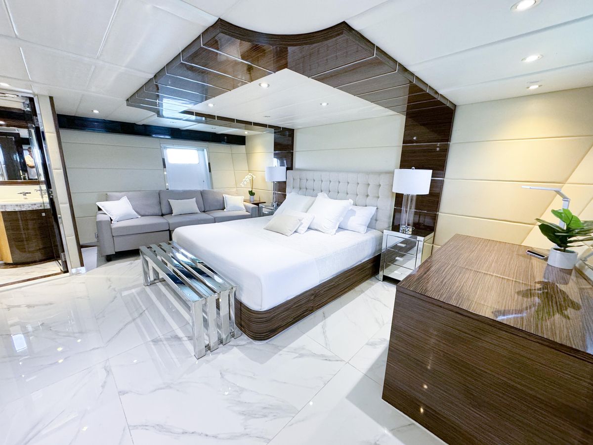 403 Full beam VIP suite.jpg
