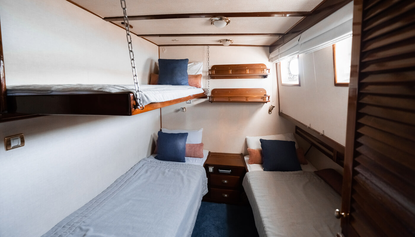 403 Guest suite with pullman bunk.jpg