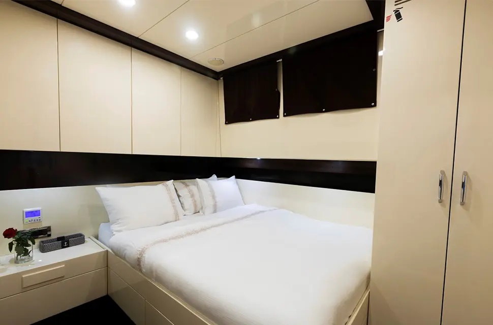 403 Guest suite.jpg
