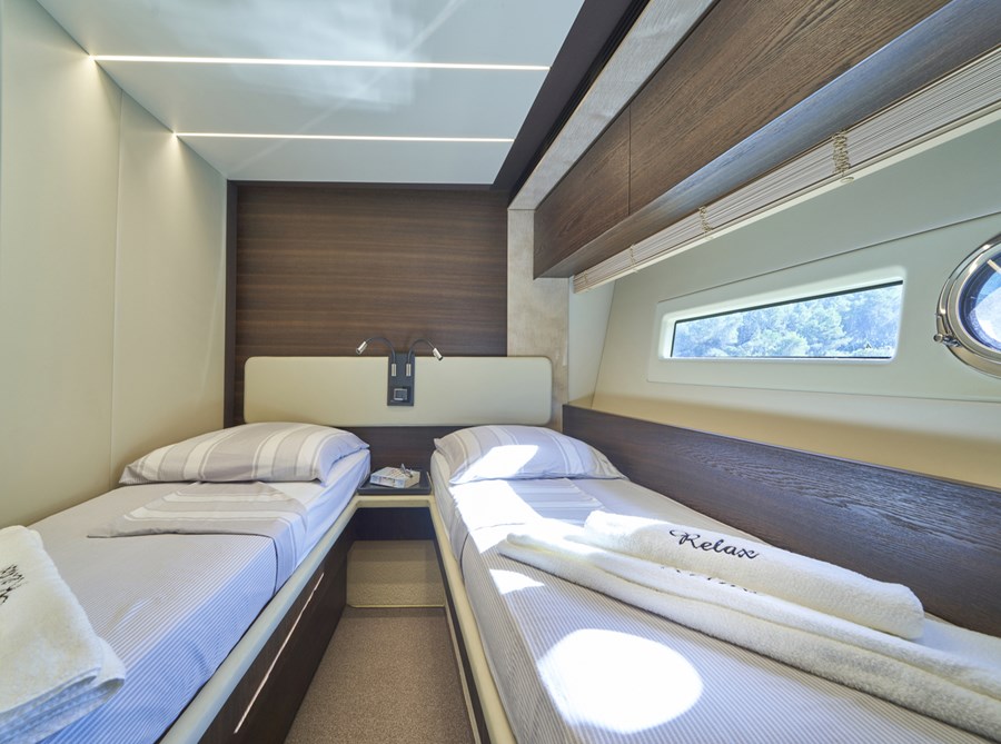 405 Twin guest suite.jpg