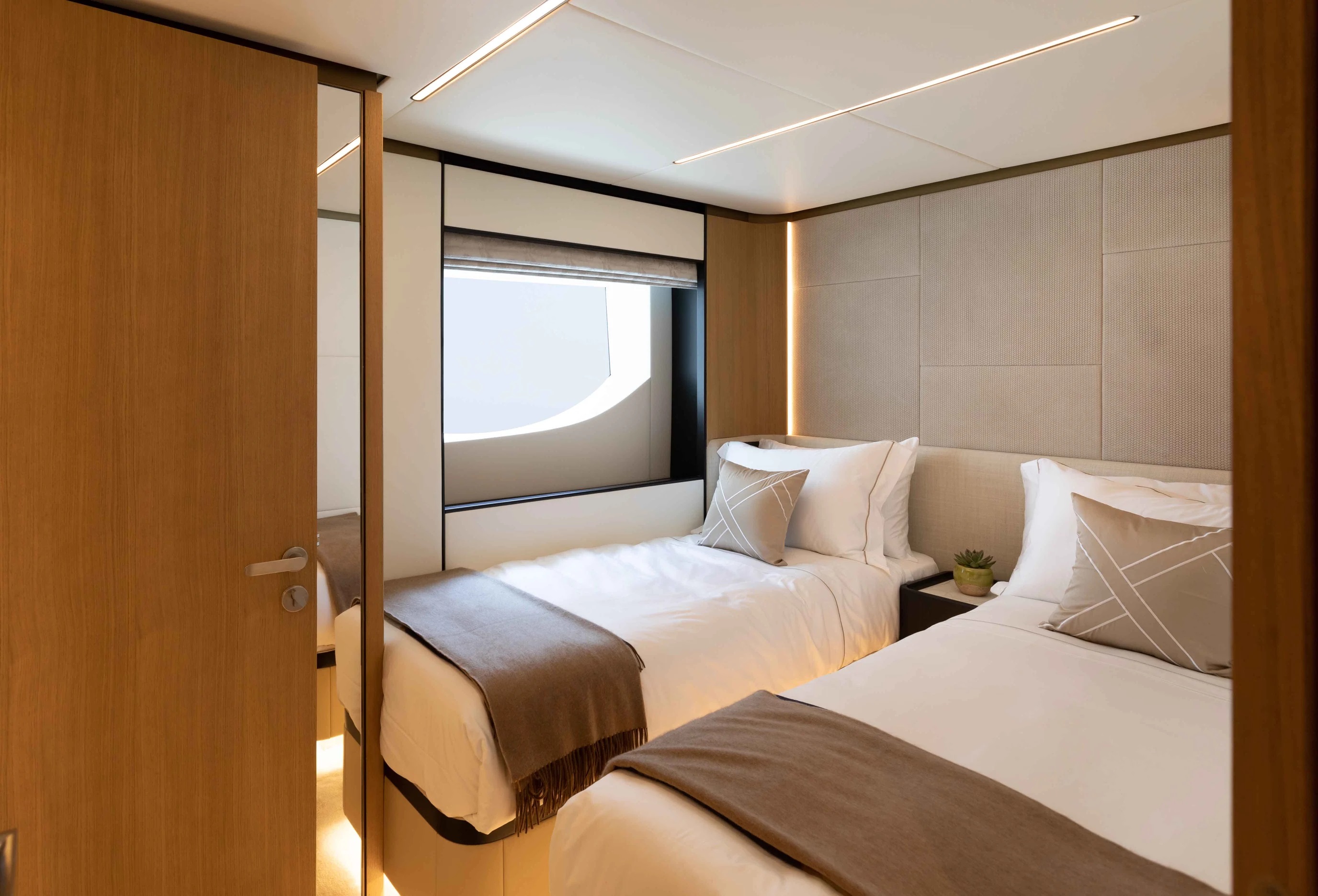 406 Twin Guest Cabin.jpg