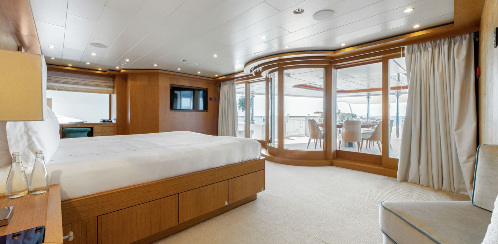 406 VIP Suite.jpg