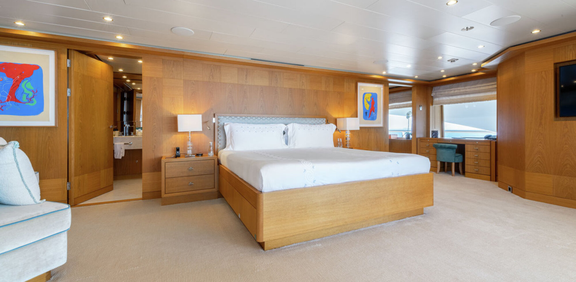 407 VIP Suite alternative view.jpg