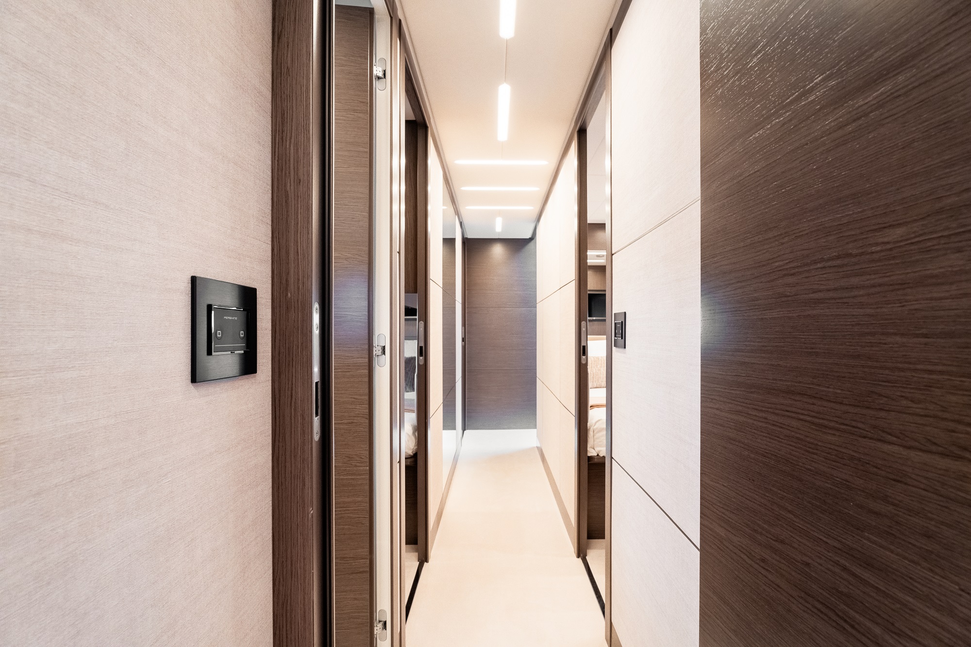 409 Interior corridor.jpg