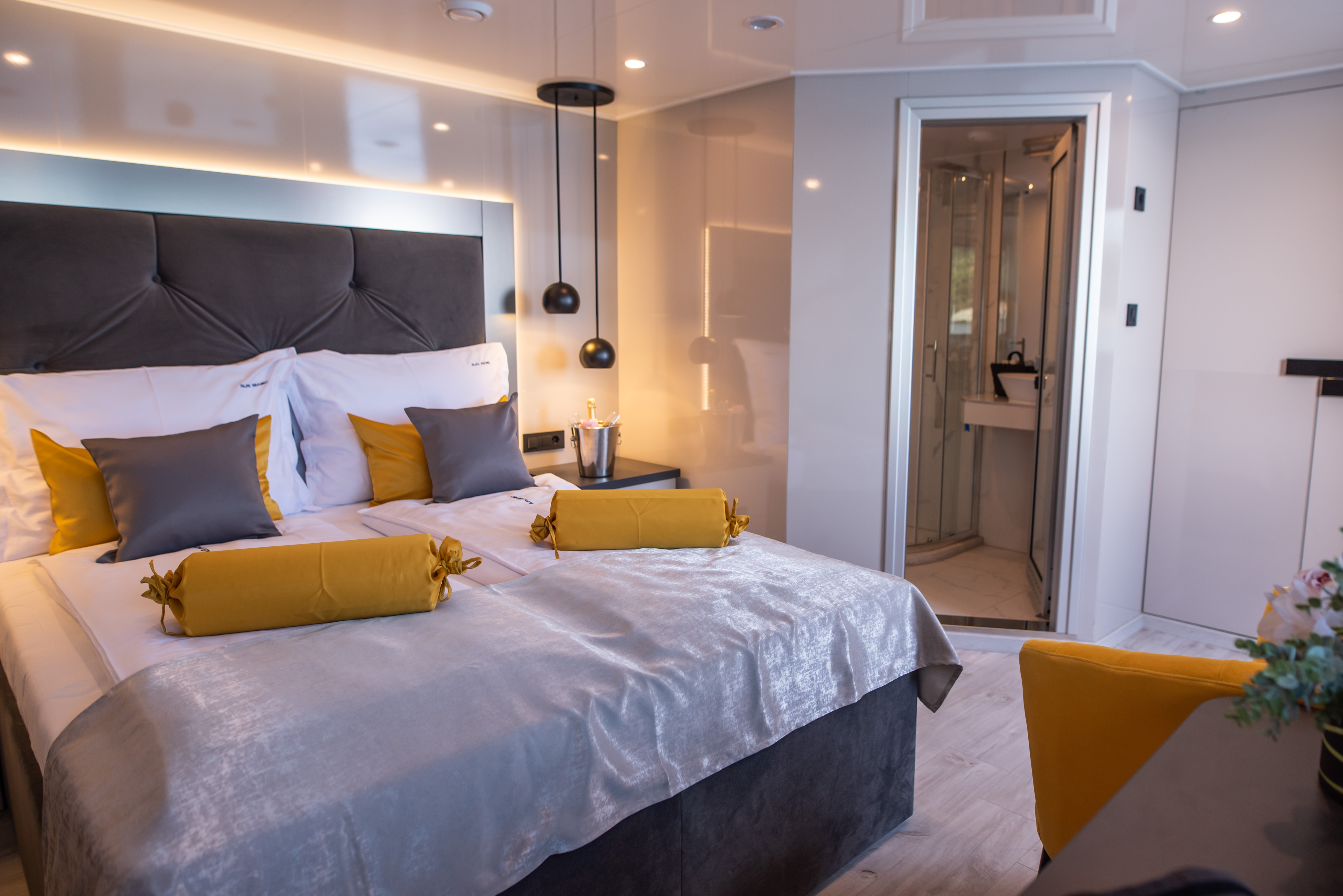 410 Guest suite.jpg