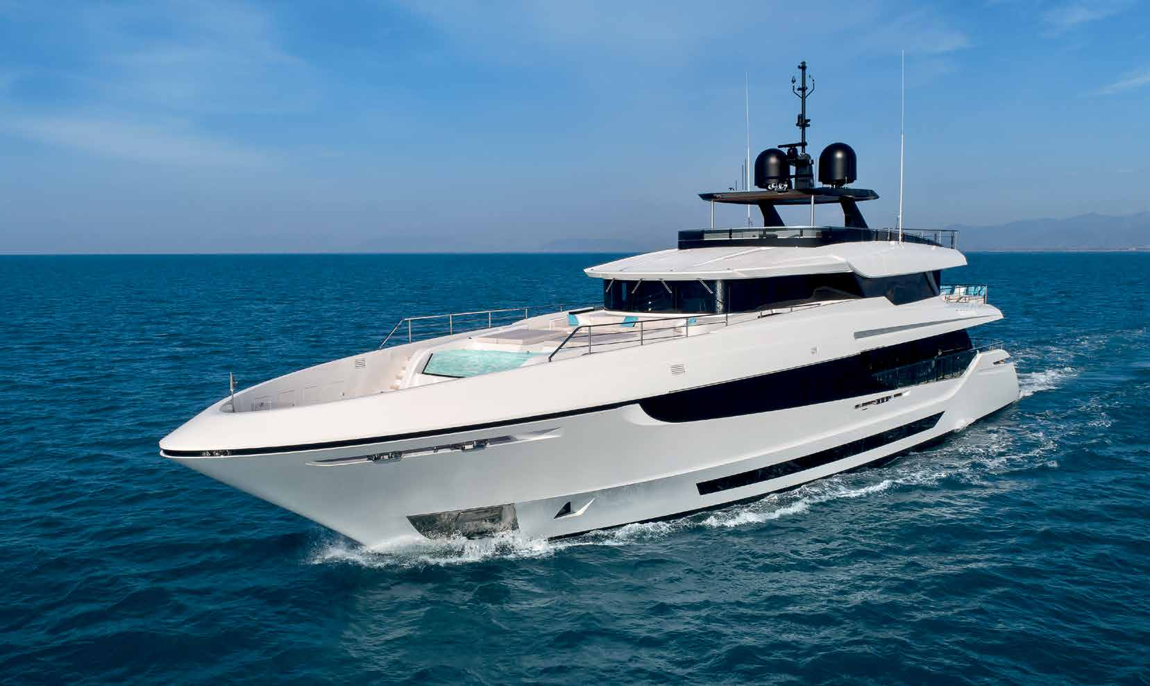 43m Benetti superyacht.png