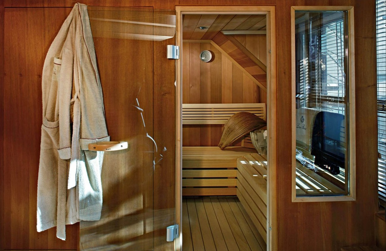 5.1 Interior spa.jpg