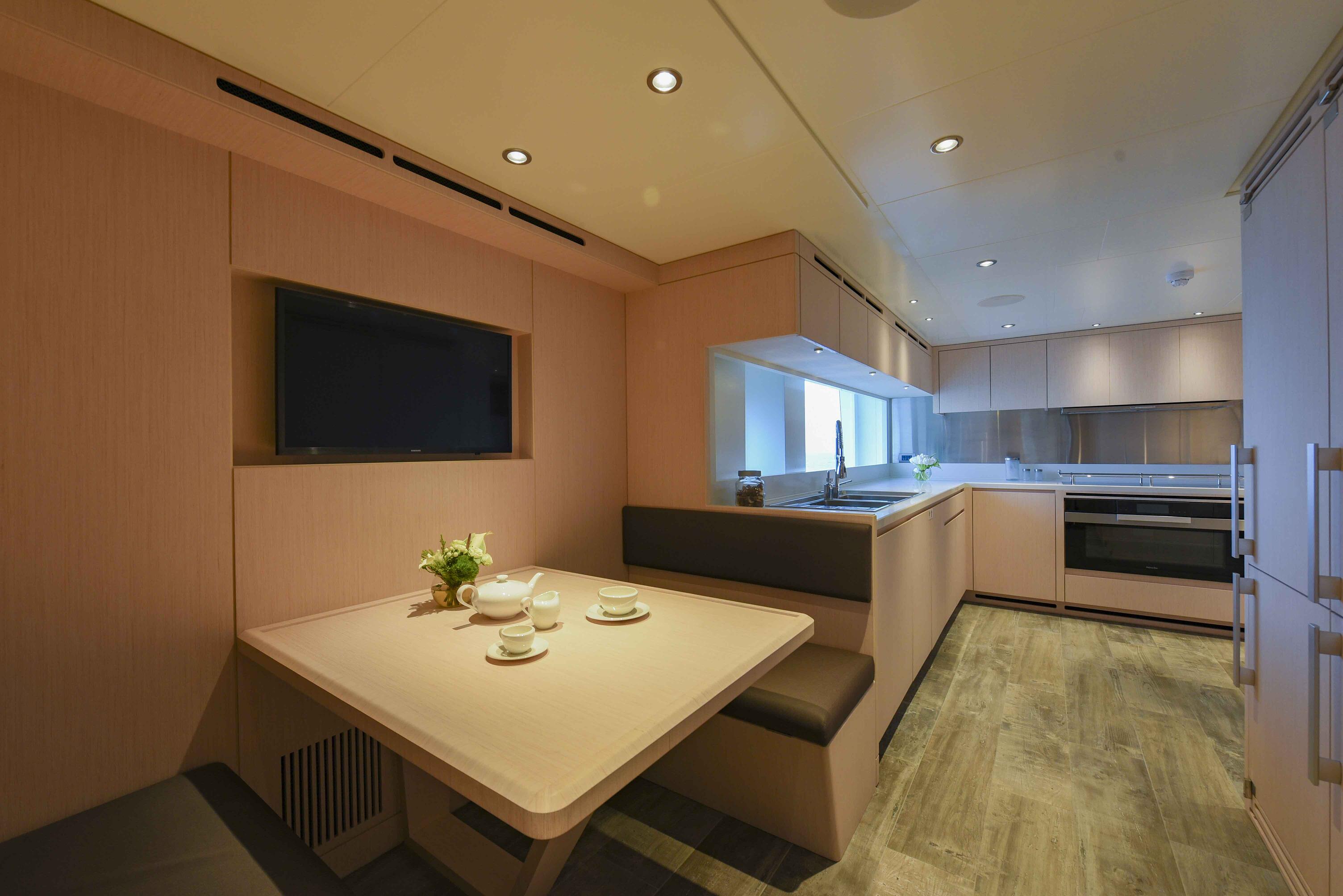 5.2 Crew dining area.jpg