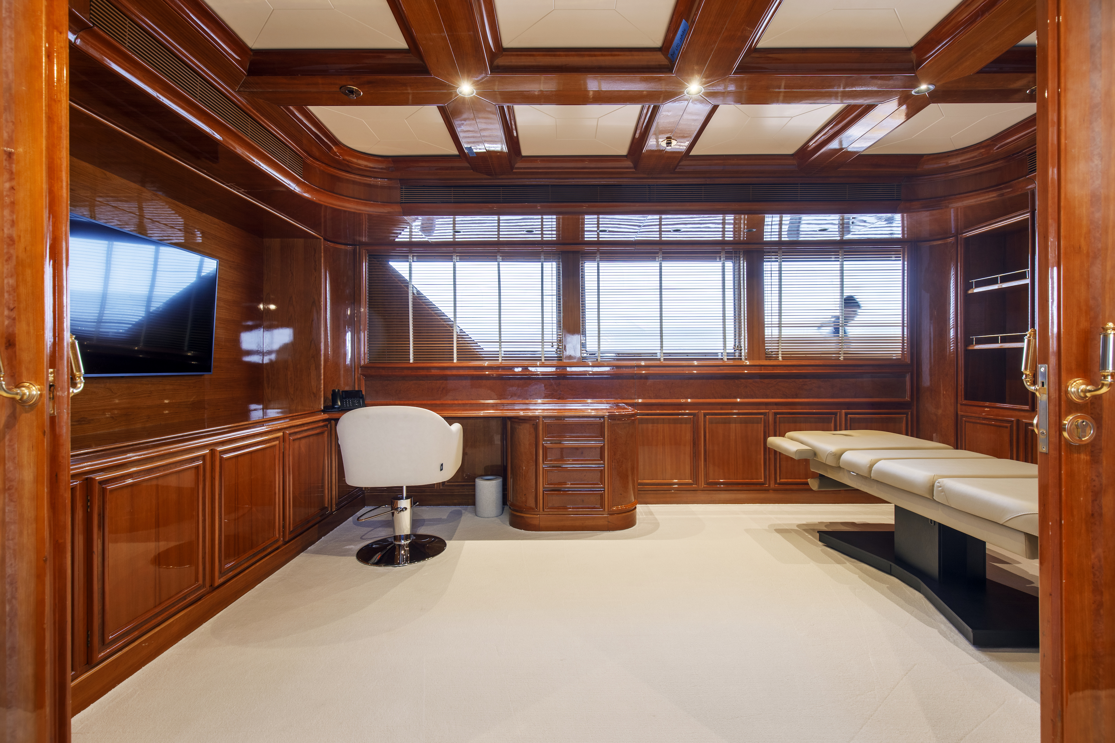 501 Spa and massage room Robert Matic.jpg