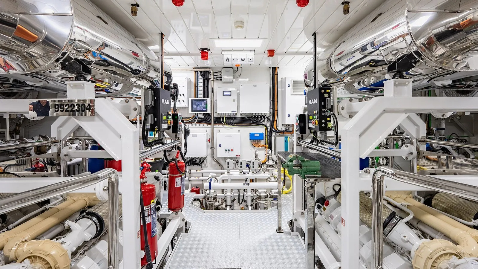 502 Engine room.jpg
