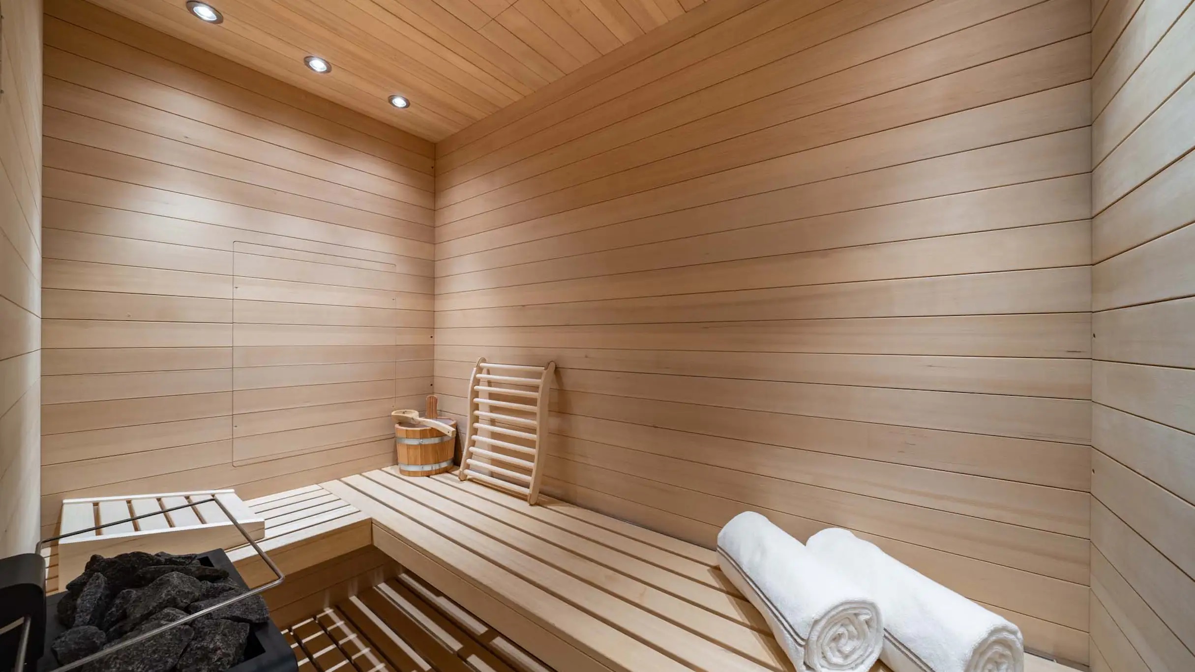 503 Sauna.jpg
