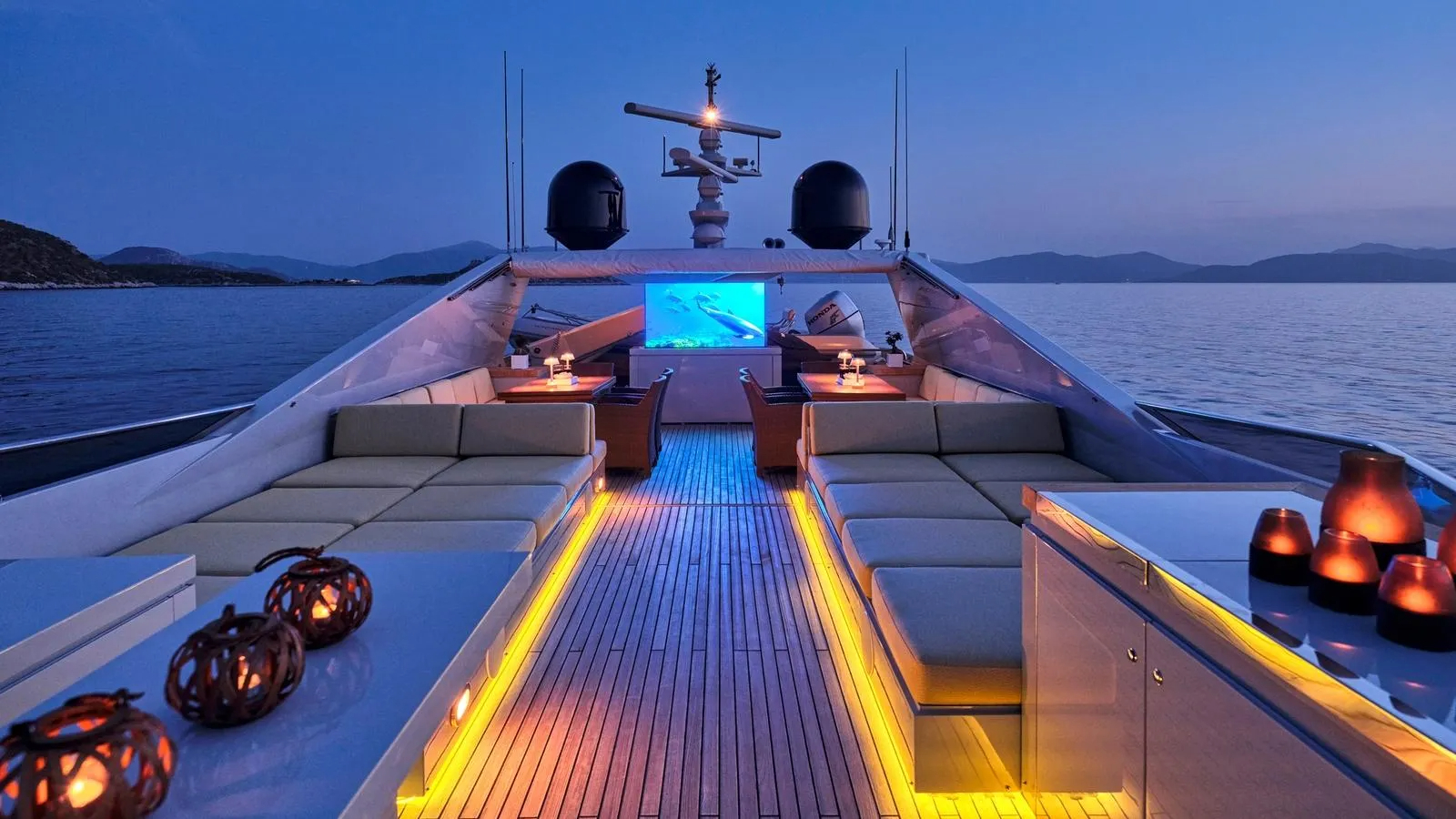 503 Sun deck at night with movie screen.jpg