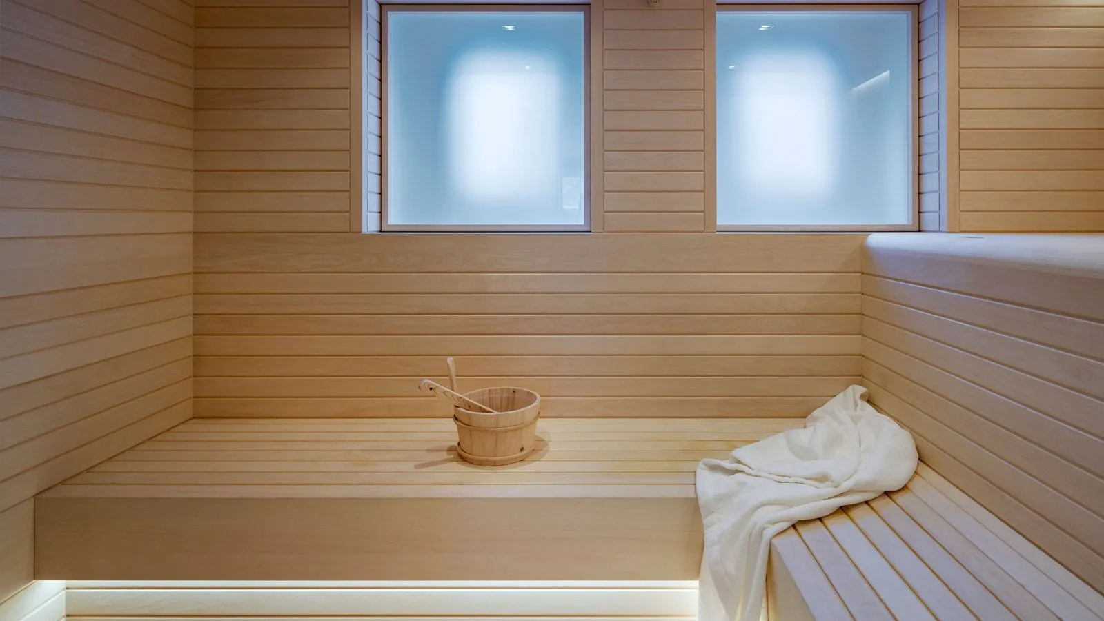 507 Sauna.jpg