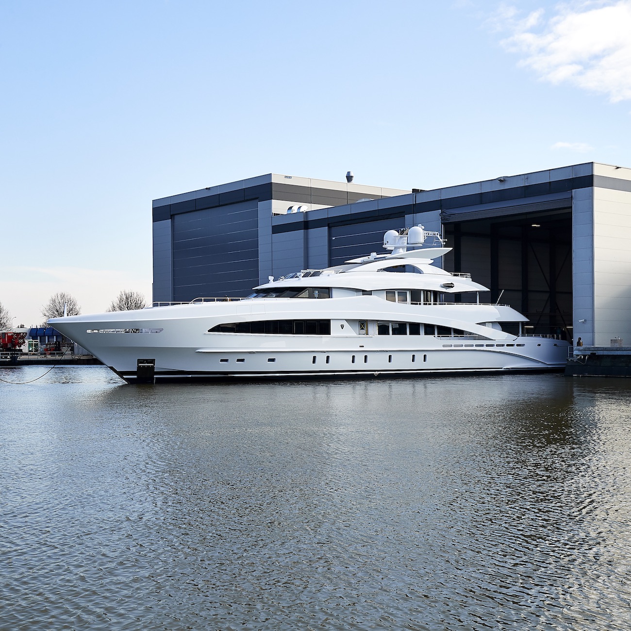 50m superyacht WHITE by Heesen, Frank Laupman of Omega Architects and Cristiano Gatto Design launched.jpg