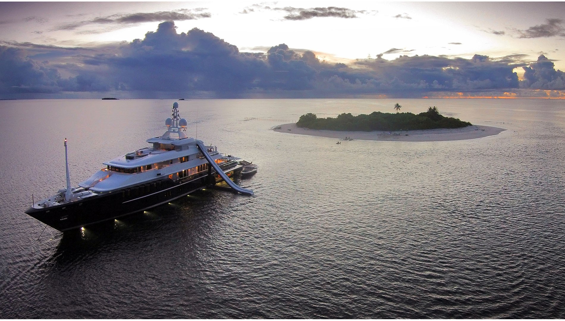68m superyacht in the Caribbean.jpg