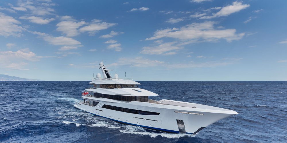 70m Feadship yacht.jpg