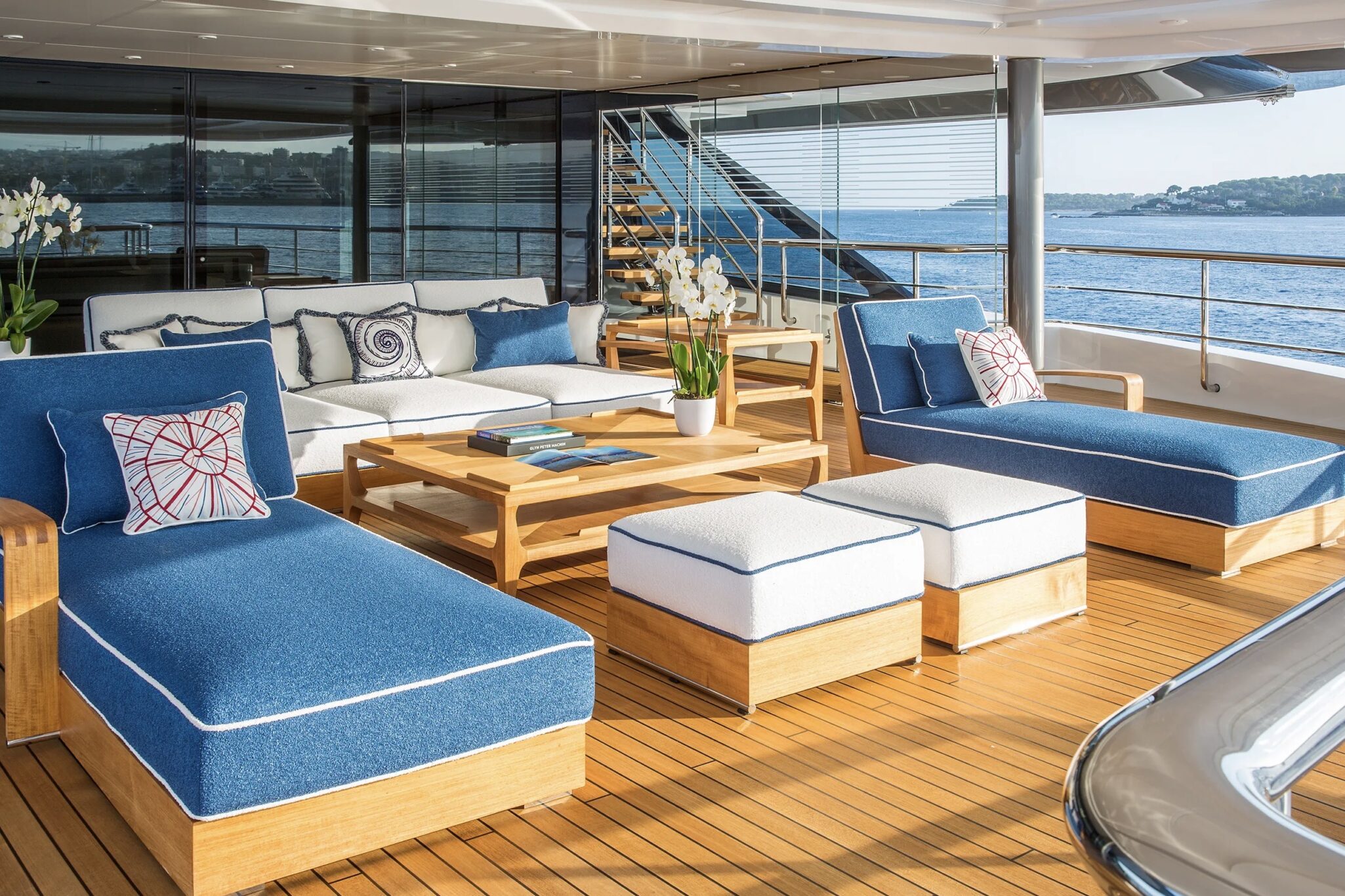95M LURSSEN MEGA YACHT  - deck.jpg