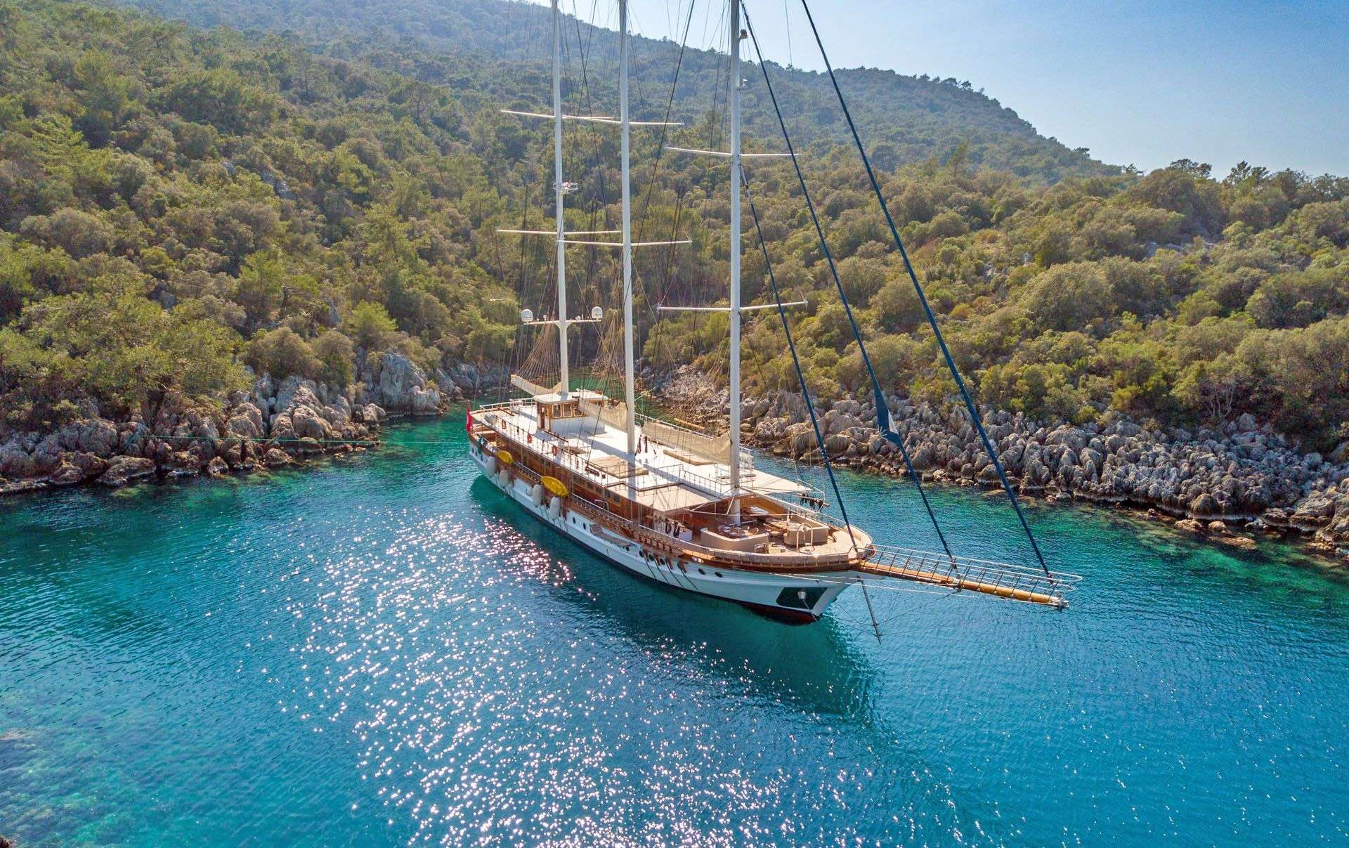 ADMIRAL yacht.jpg