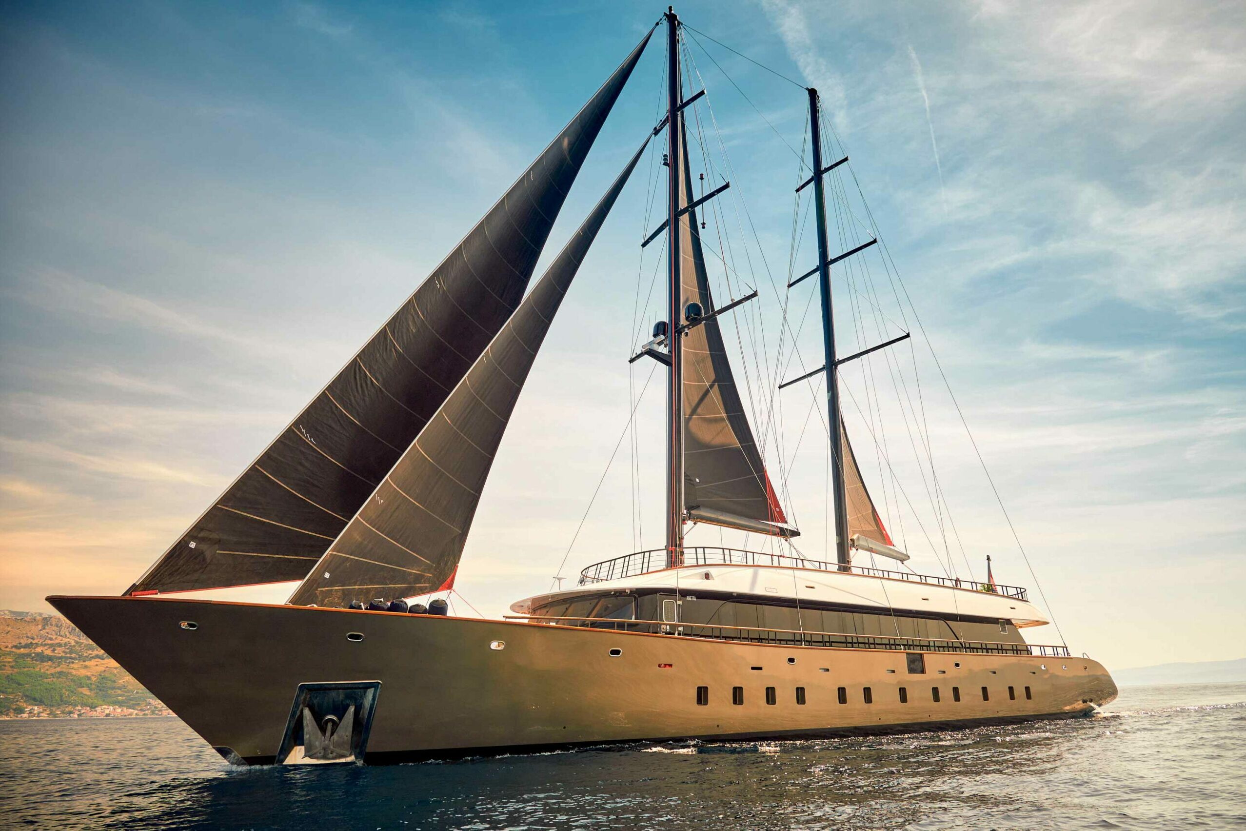 ANETTA yacht .jpg