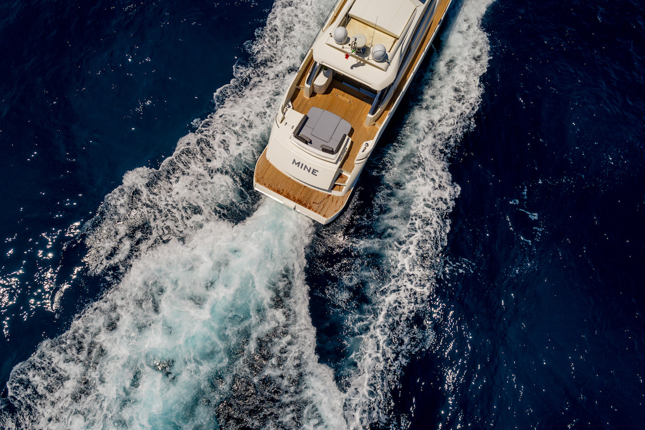 Aerial view running.jpg