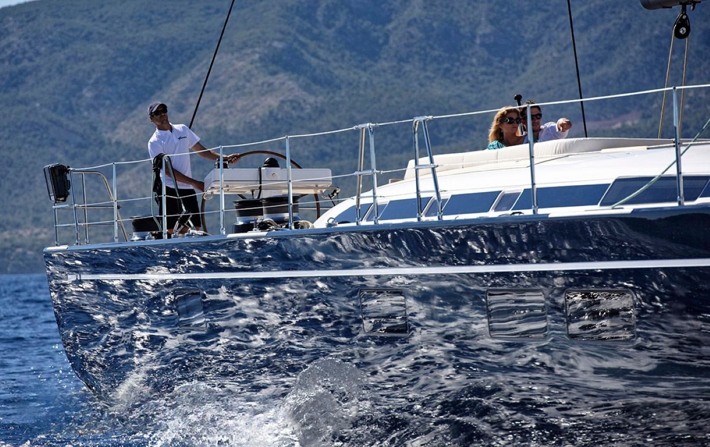 Aft Deck With Captains Area .jpg