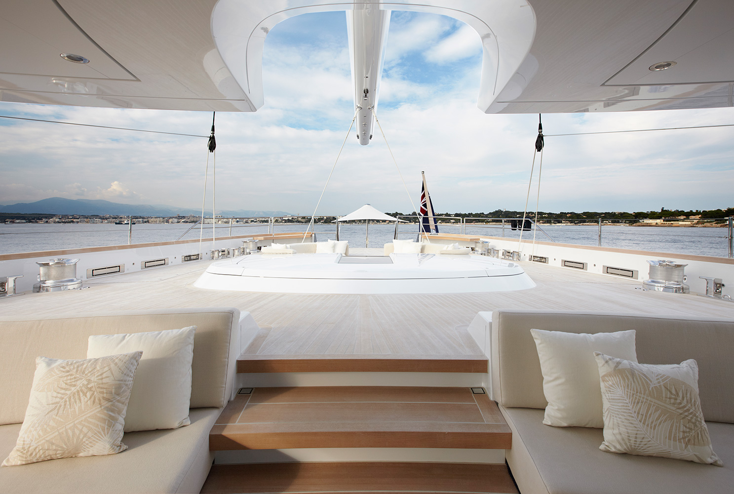 Aft cockpit  - Photo credit Todhunter Earle Interiors.jpg