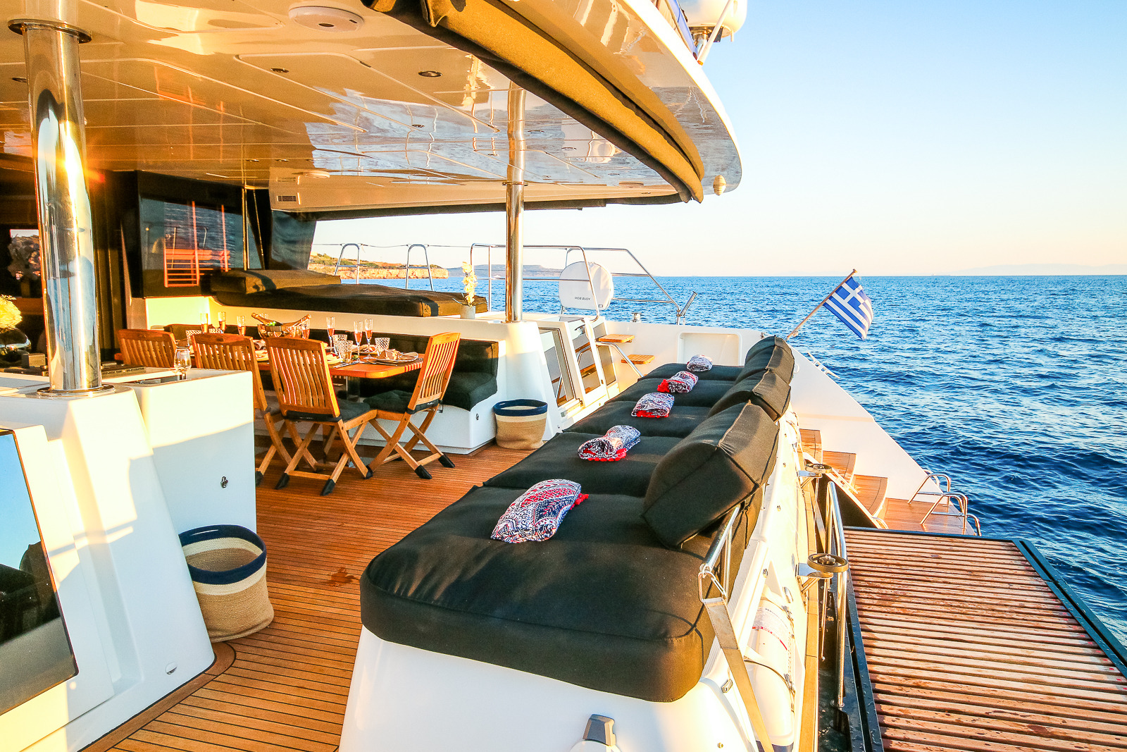 Aft deck and swim platform.jpg