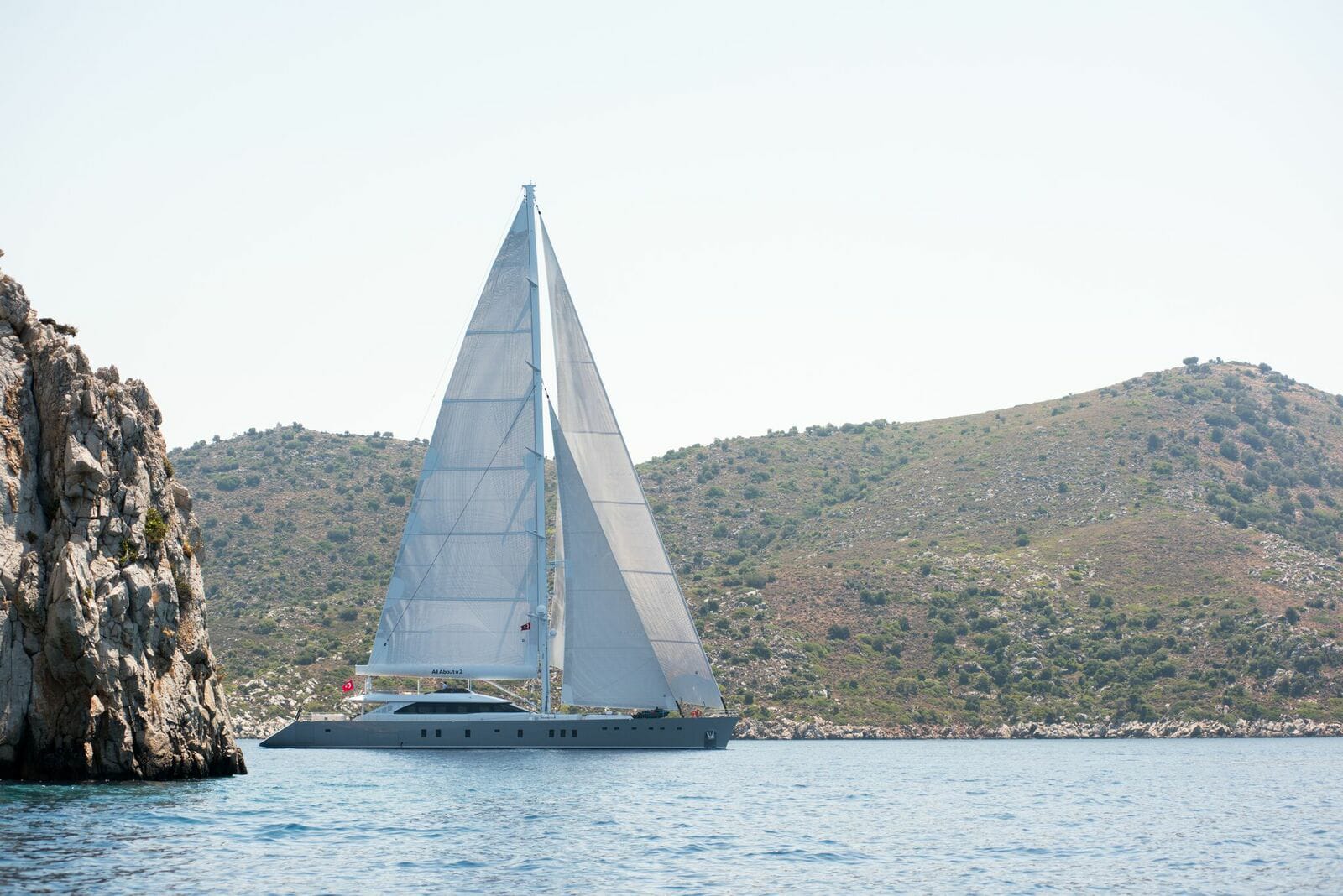 All About U 2 yacht.jpg
