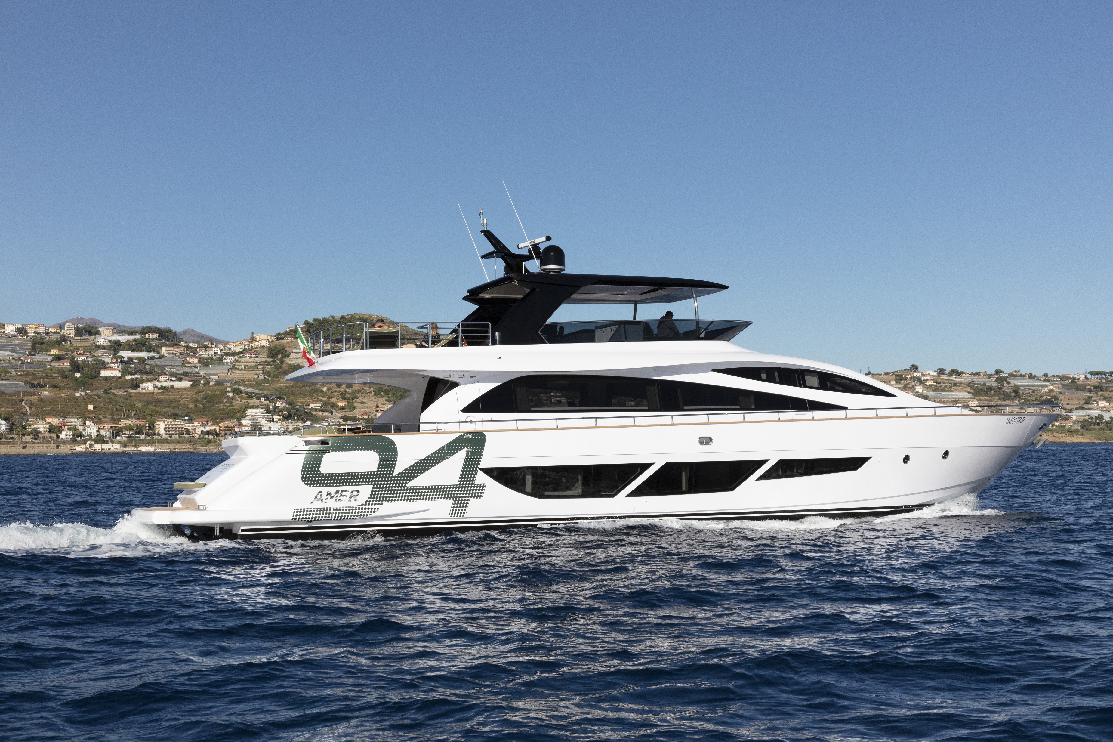 Amer Twin 94 sistership to motor yacht D'ARIA.jpg