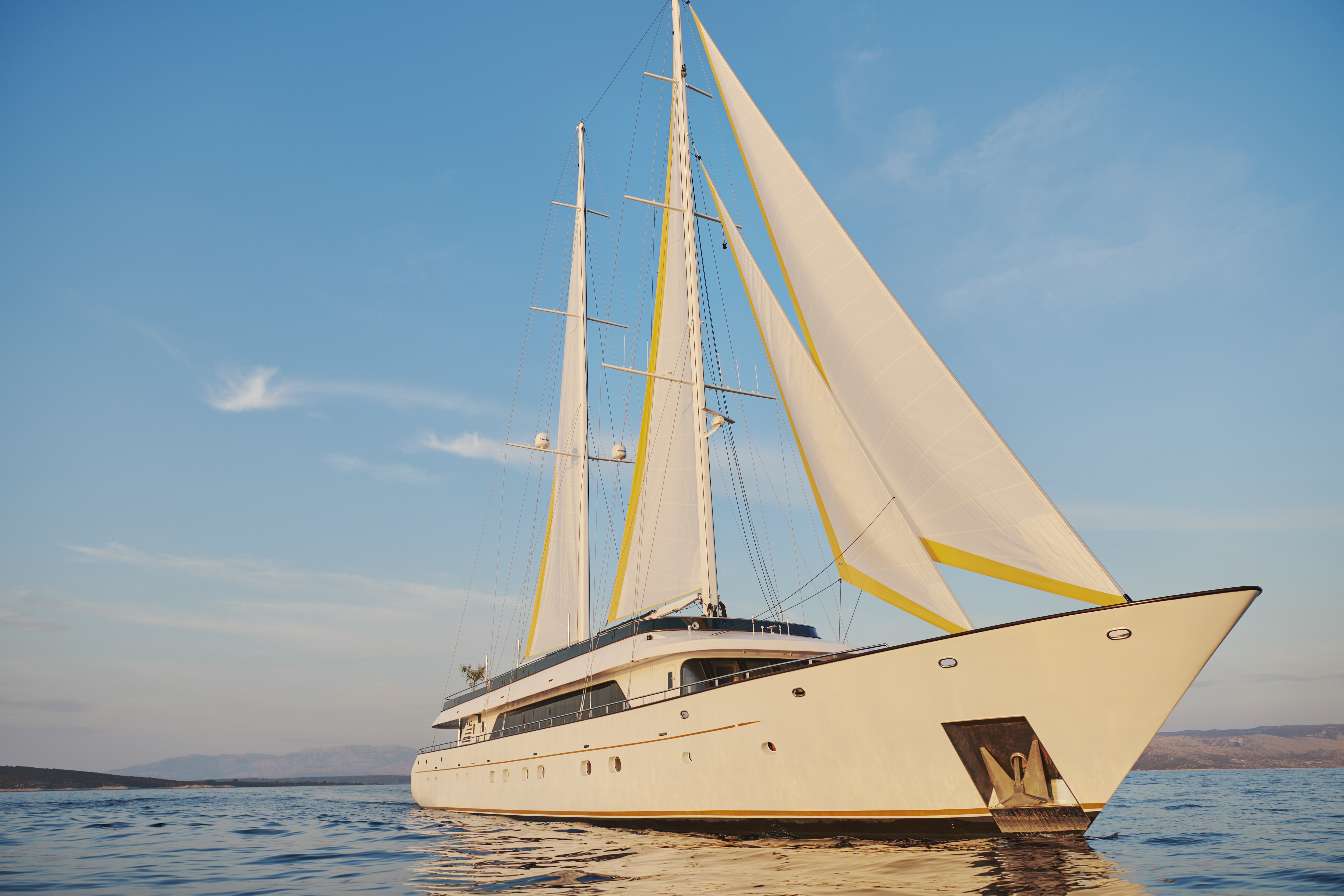 Anima Maris motor sailer.jpg