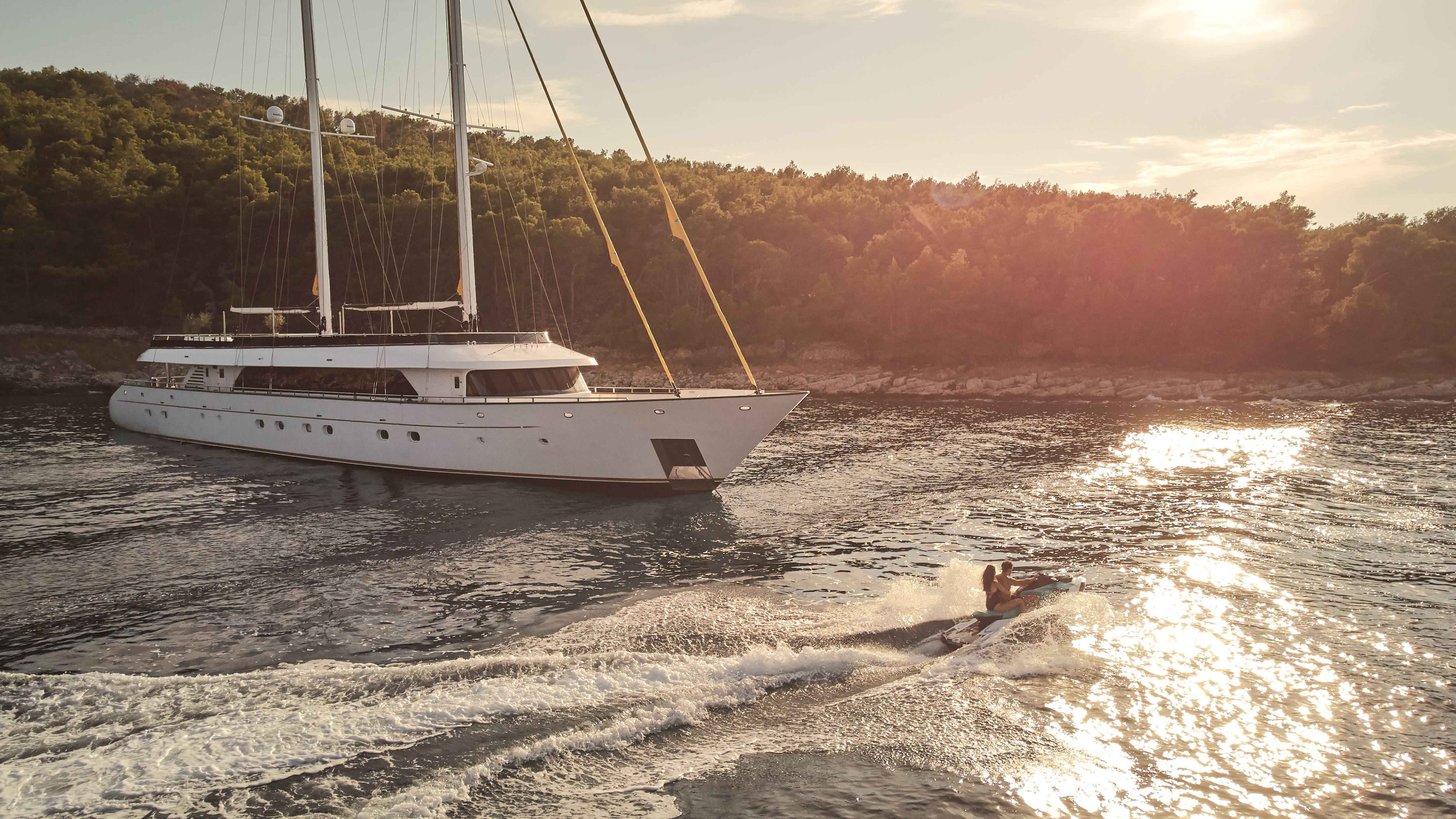 Anima Maris yacht.jpg