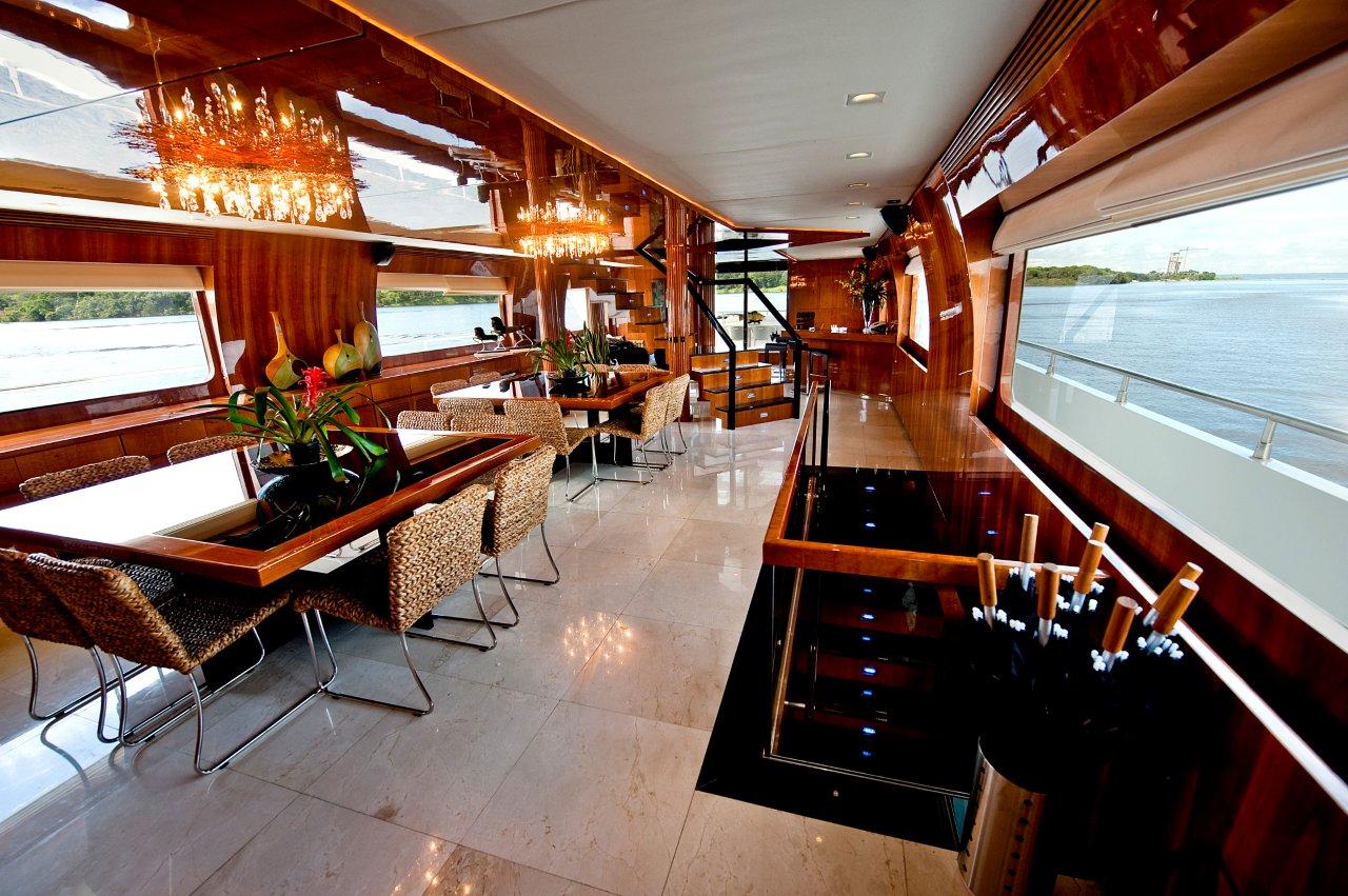 Aria-Amazon-interior.jpg