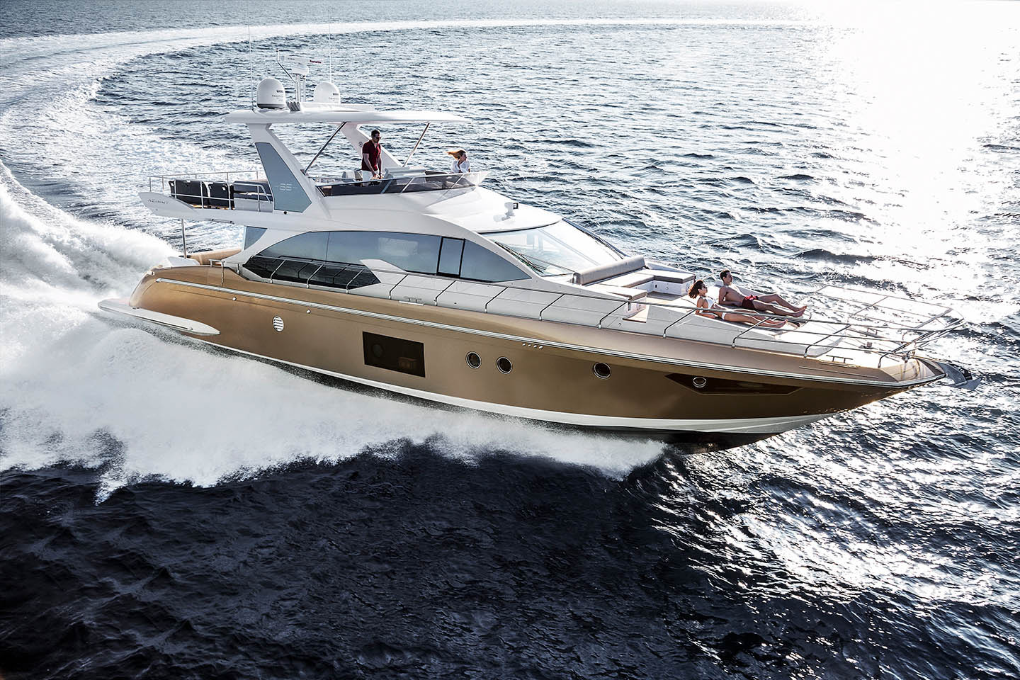 Azimut 66 luxury yacht.jpg