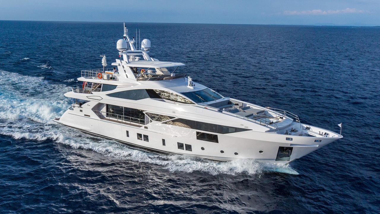 BENETTI Fast 125 Yacht - underway.jpg