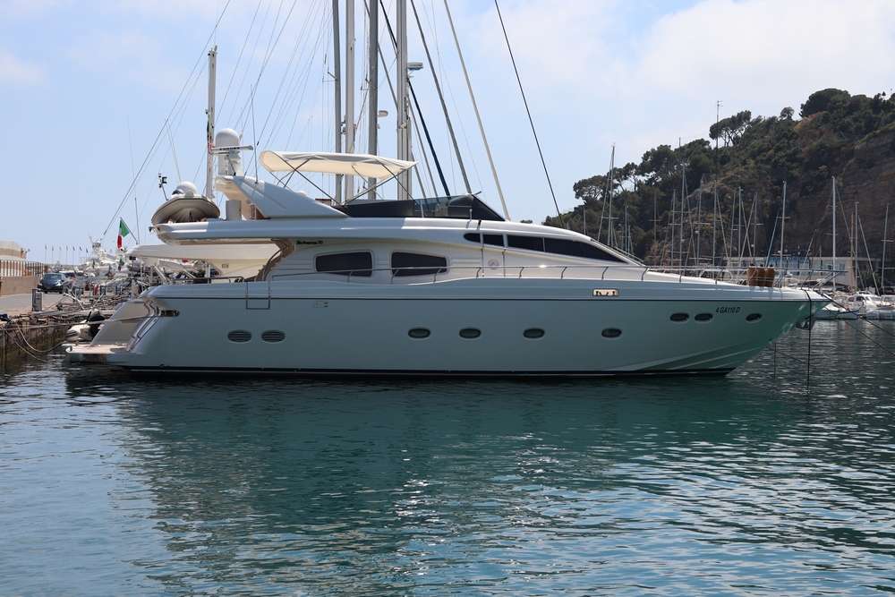BOOMERANG IV yacht.jpg