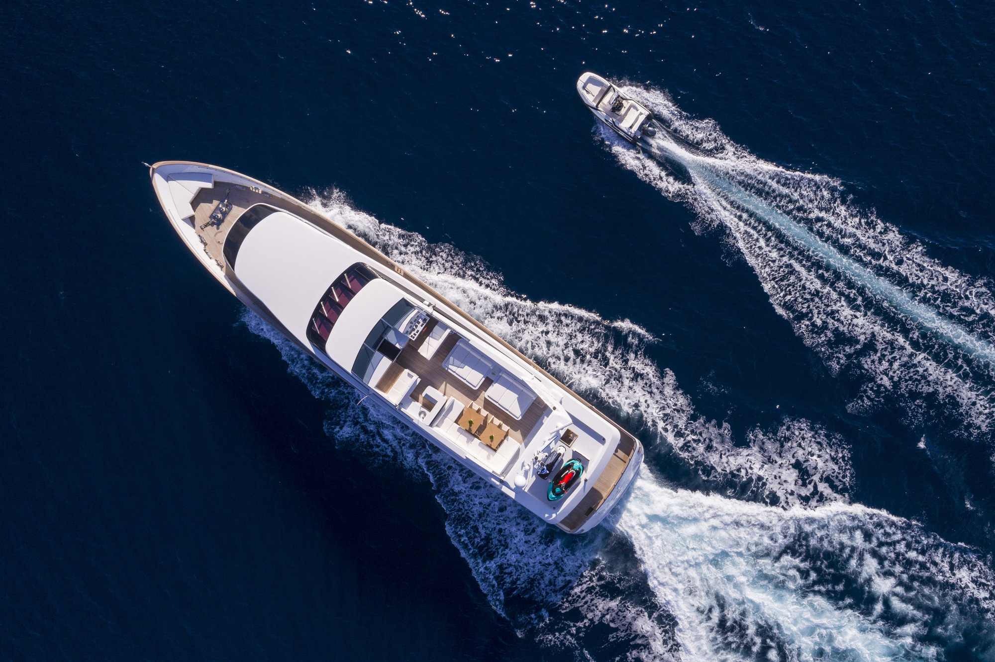 Baglietto Motor Yacht SOLE DI MARE - Aerial view with tender.jpg
