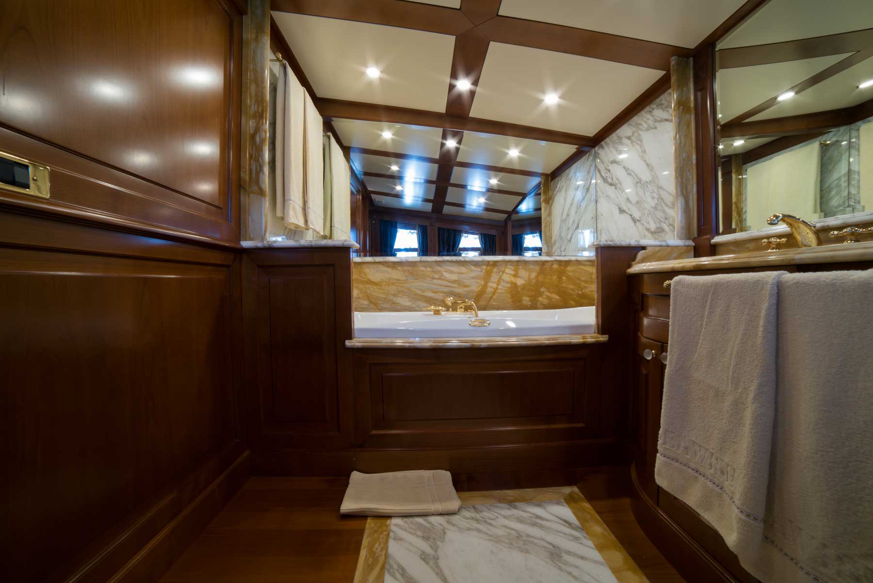 Bathroom  00002.jpg