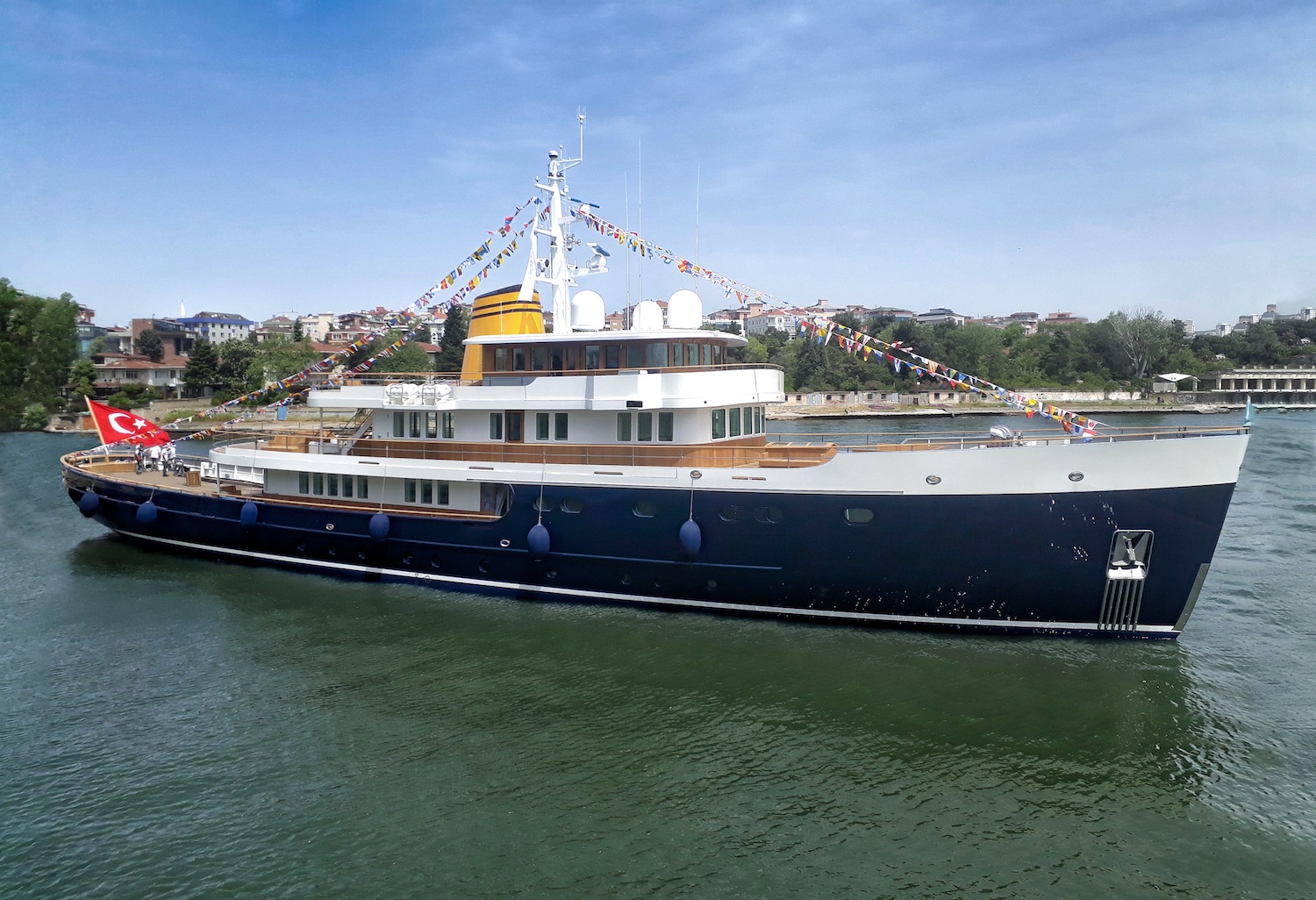 Beautiful 56m motor yacht BLUE II with classical exteriors .jpg