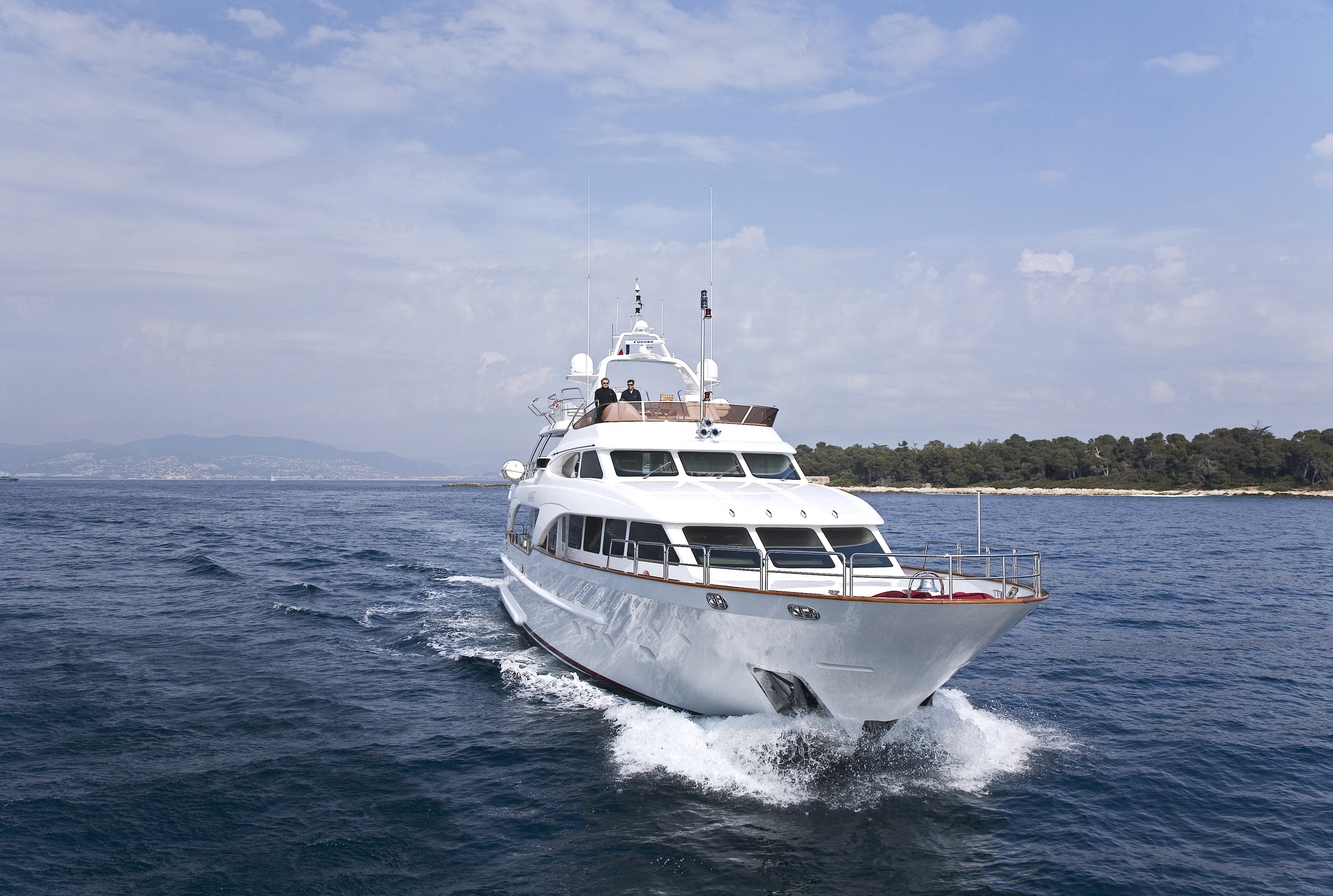 Benetti NANOU.jpg