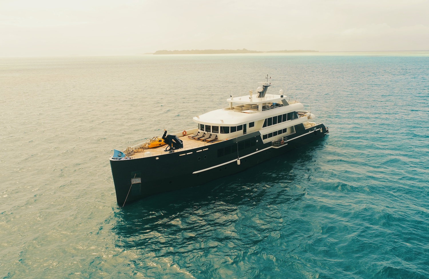 Black Pearl superyacht.jpg
