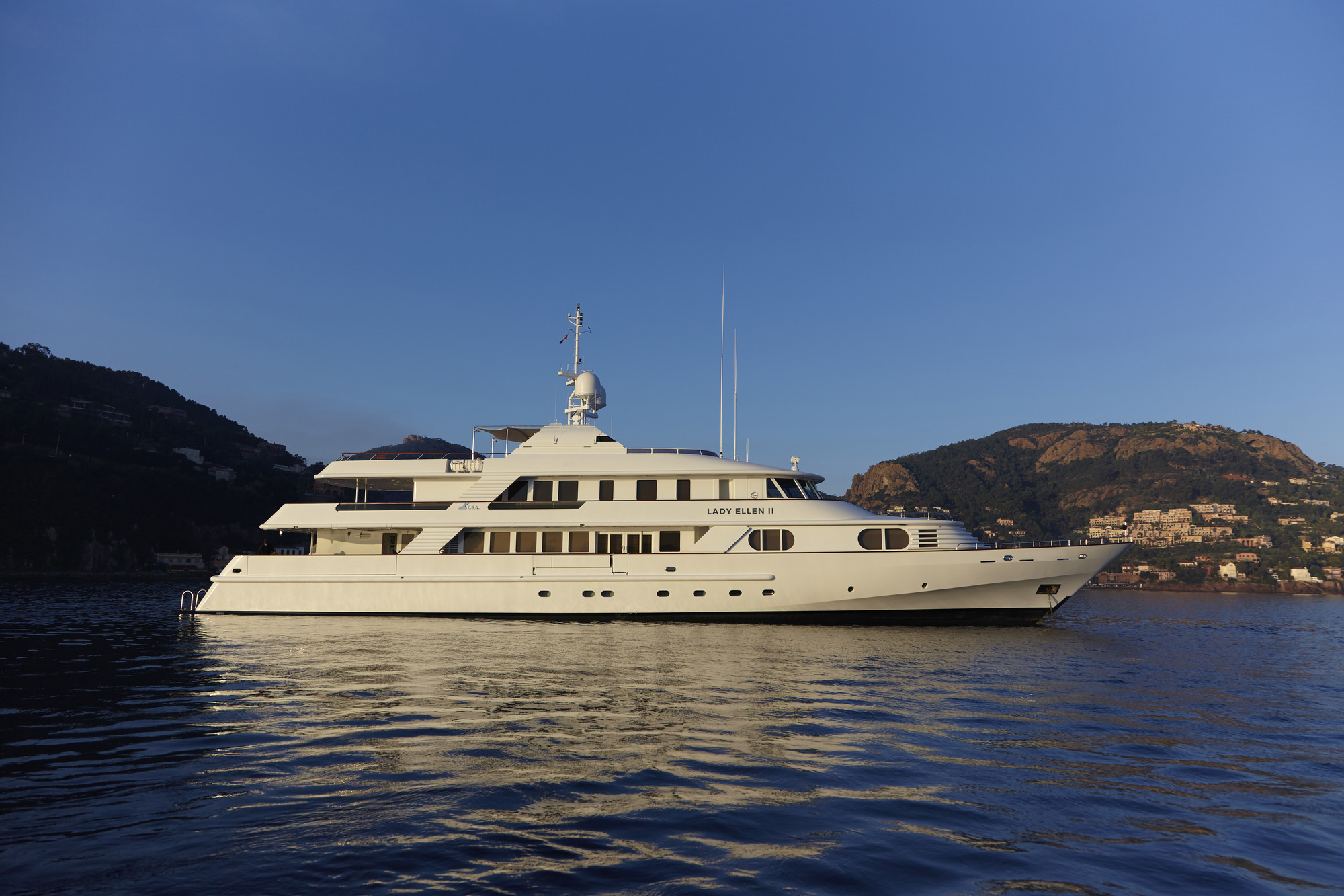 CRN Ancona motor yacht LADY ELLEN II - Profile shot.jpg
