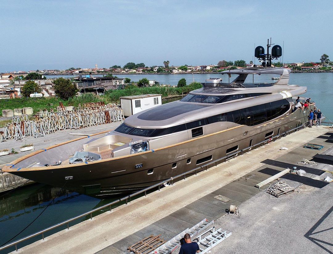 Canados launched Motor yacht LADY ELAINE.jpg