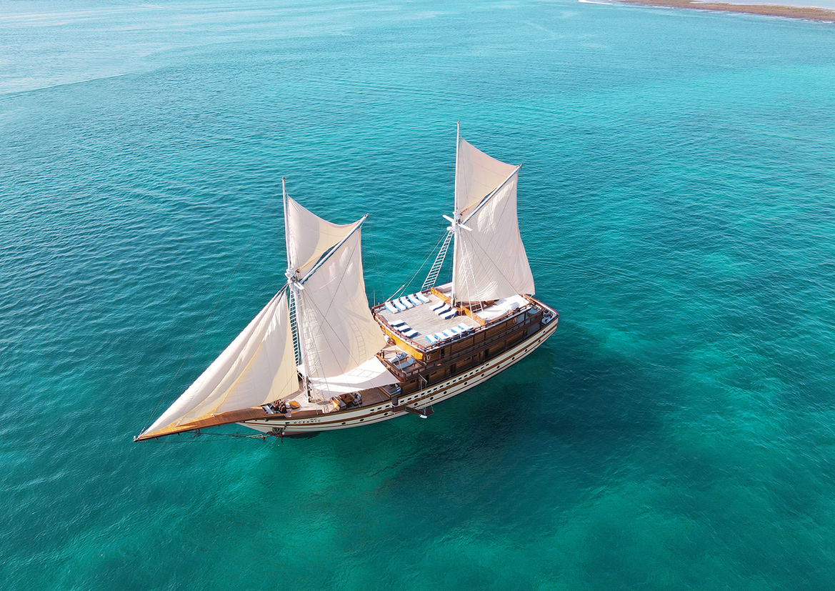 Cruising with sails up.jpg